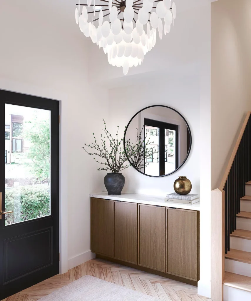 580F Cherry Clove Entry Storage