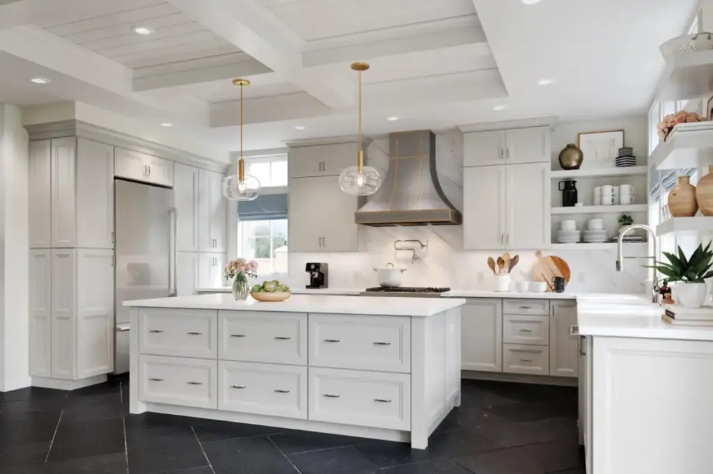 570F Painted Harbor Kitchen
