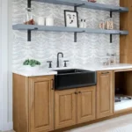 660R Cherry Amber & Painted Mist Laundry